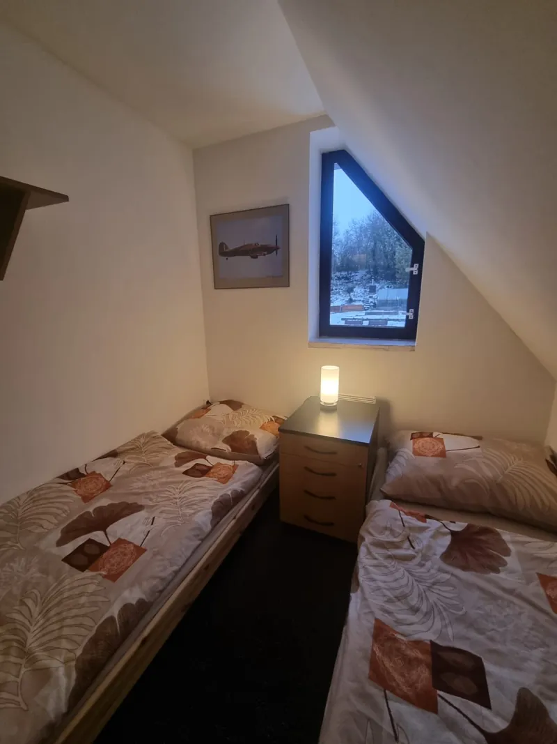 Ložnice 3: dvě samostatná lůžka